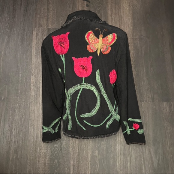 elyse hart ltd Jackets & Blazers - Elyse Hart LTD Embroidered Floral Butterfly Jacket Size M